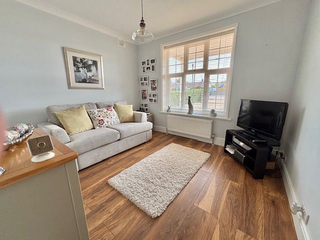 Property photo 2 of 18