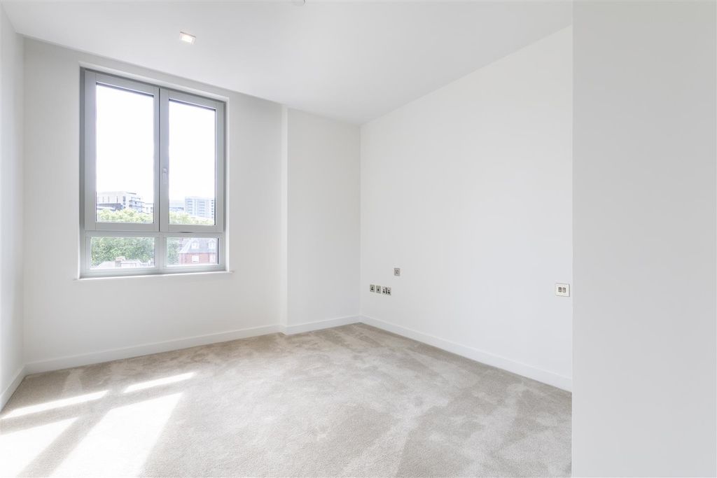 Property photo 3 of 20 Property Photo