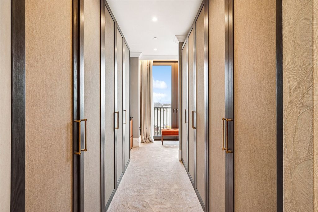 Additional image 25 of 6 bed flat to rentOak Lane, London SW8