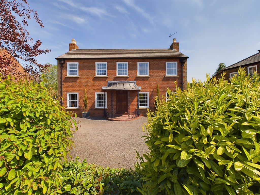 Property photo 1 of 35