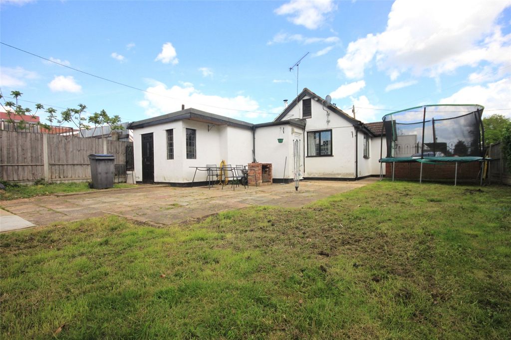 Property photo 2 of 14 Exterior