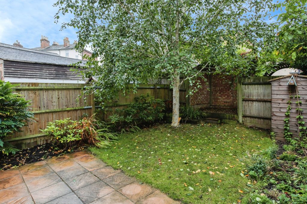 Property photo 3 of 18 Photo