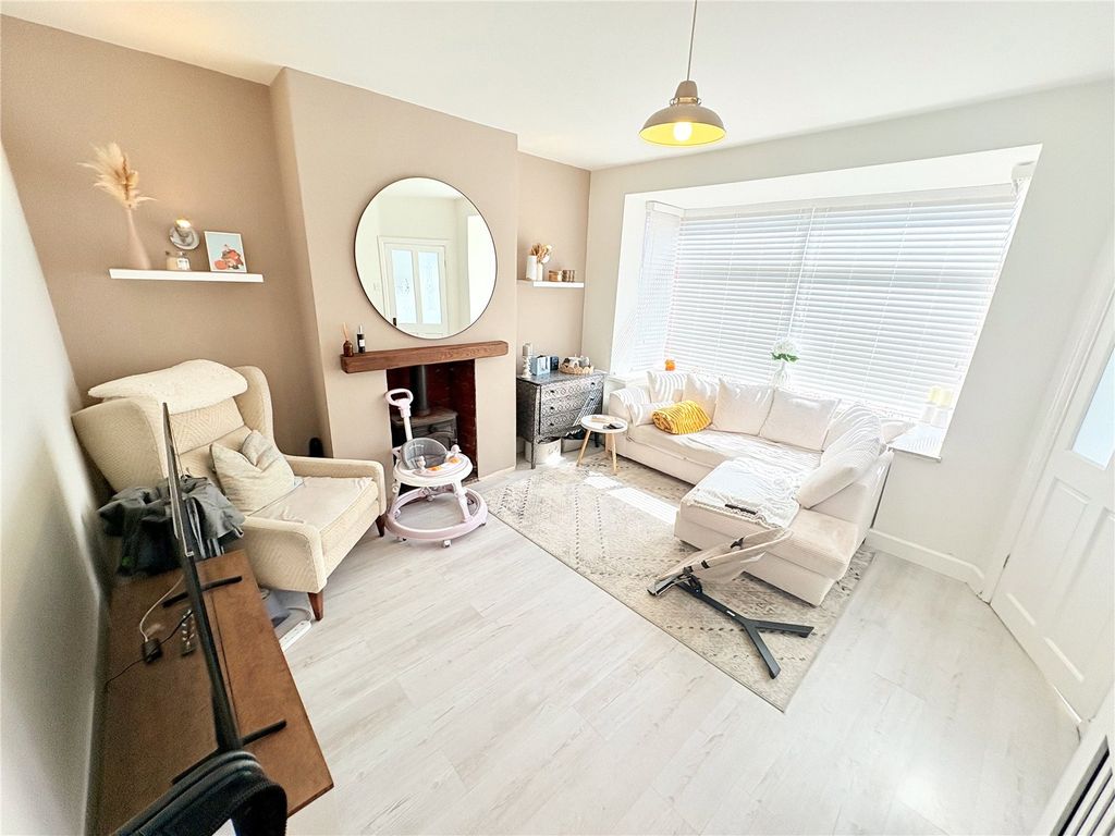 Property photo 2 of 13 Picture No. 07