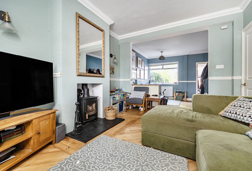Property photo 2 of 23 1493396-8-6A57577...
