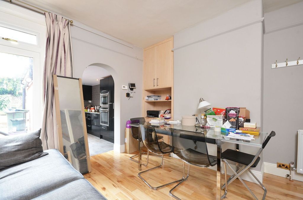 Property photo 2 of 7