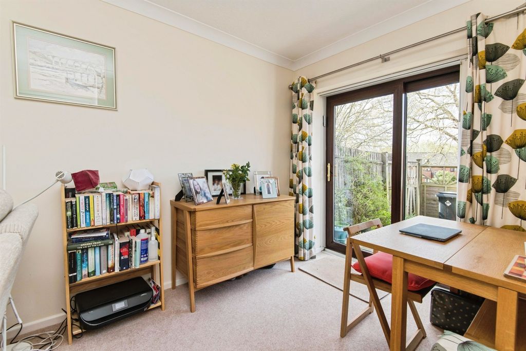 Property photo 3 of 16