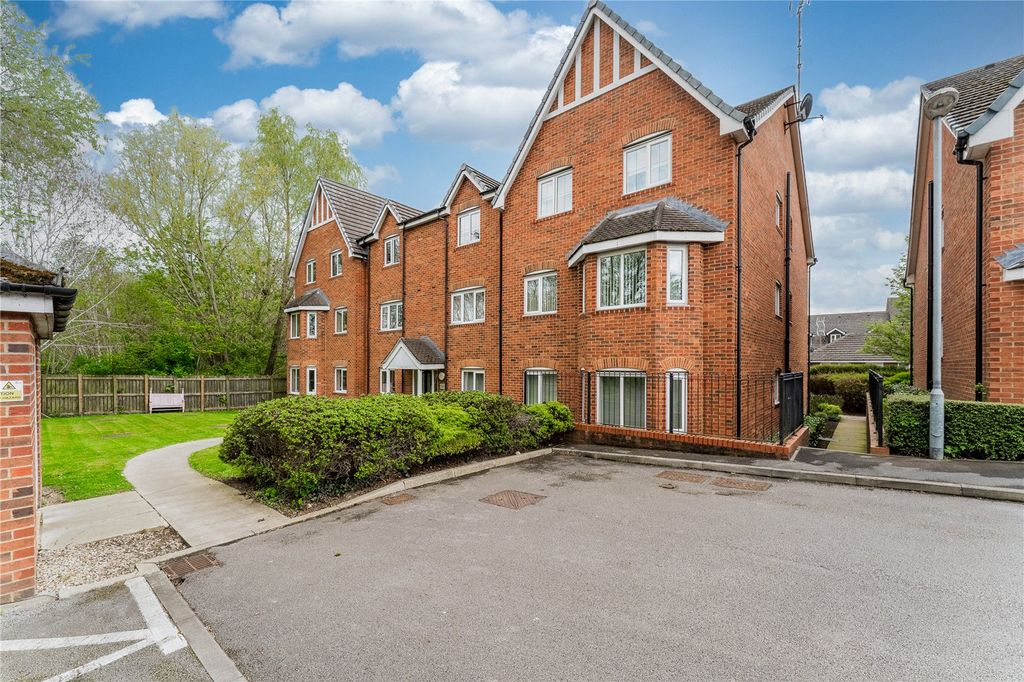 Property photo 1 of 24 Picture No. 32