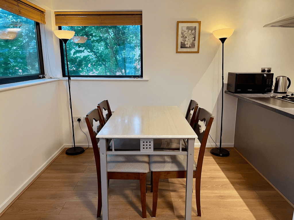 Property photo 3 of 24