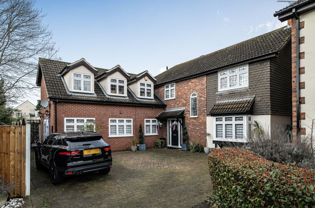 Property photo 1 of 23