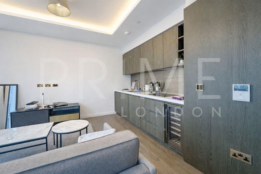 Property photo 2 of 12 Fp14.Jpg