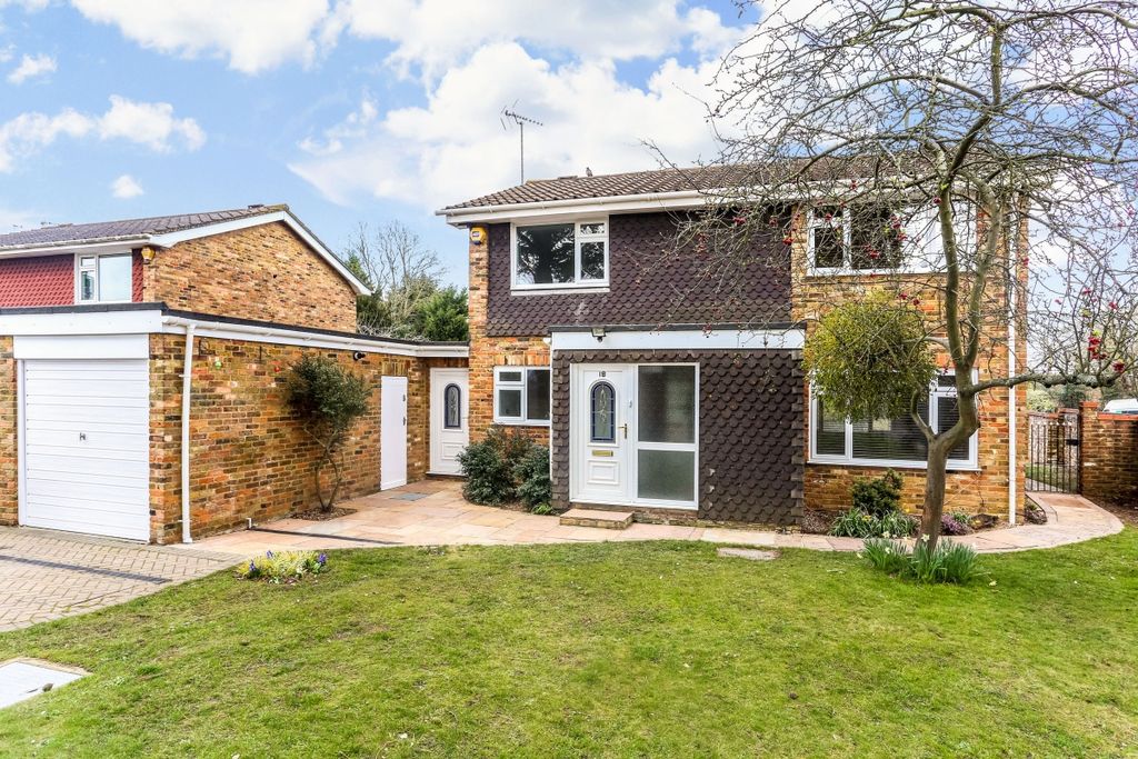 Property photo 2 of 25