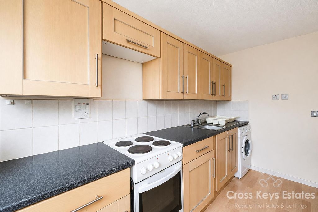 Property photo 3 of 14 Kitchen/Breakfast Room