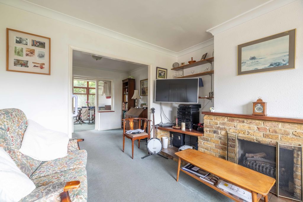 Property photo 3 of 13 Photo 9