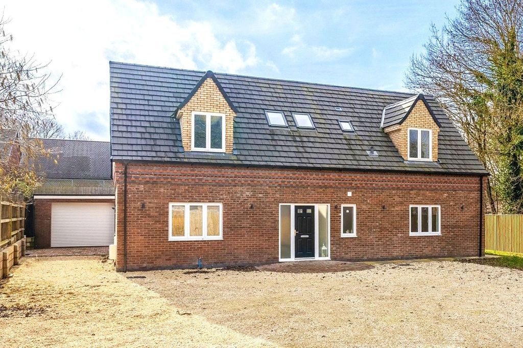 Property photo 1 of 48 Picture No. 57