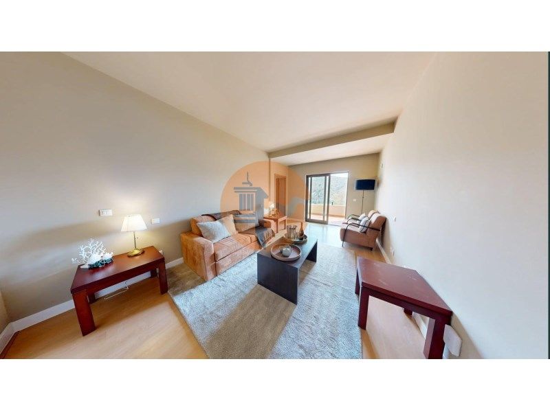 Property photo 2 of 25