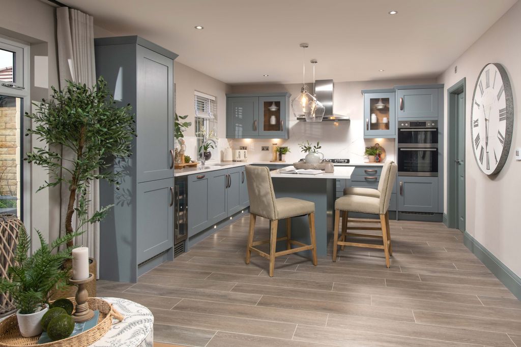 Property photo 2 of 9 004 Byw_Imperialcourt_Ilkley_Lichfield_5Bed_Lowres