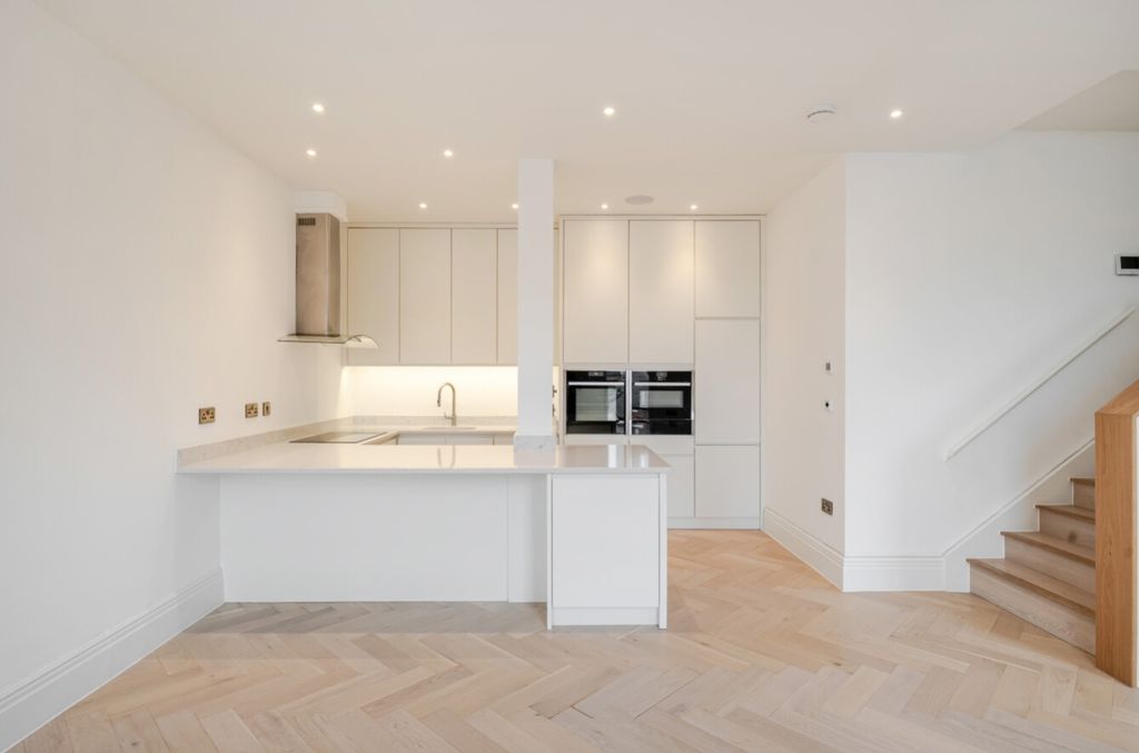 Property photo 2 of 36 1529966-12-1A110Bb6Ef41B