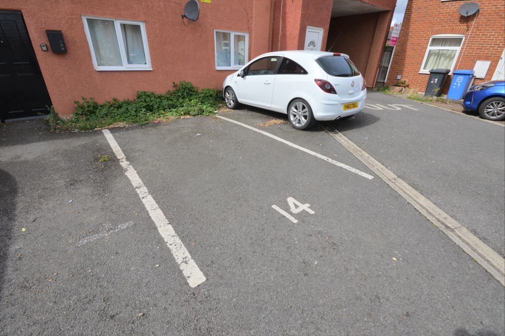 Property photo 1 of 6 Exterior