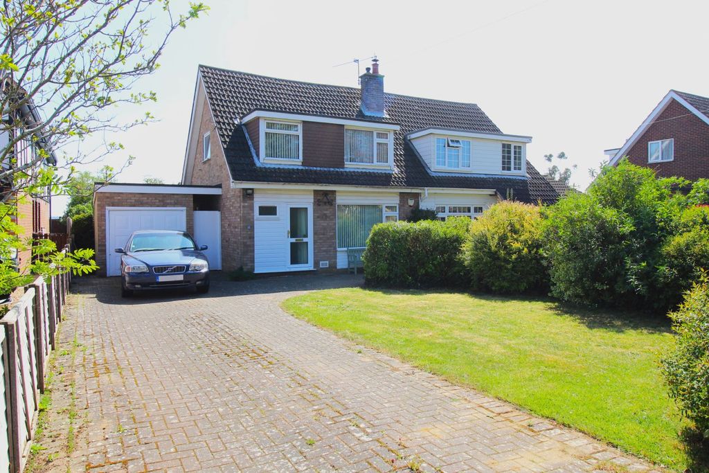 Property photo 1 of 16 Front