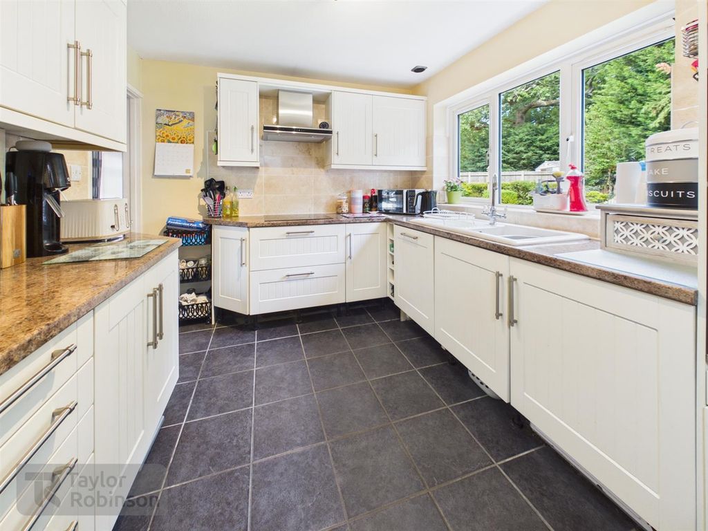Property photo 3 of 20 Cam02600G0-Pr0774-Still014.Jpg