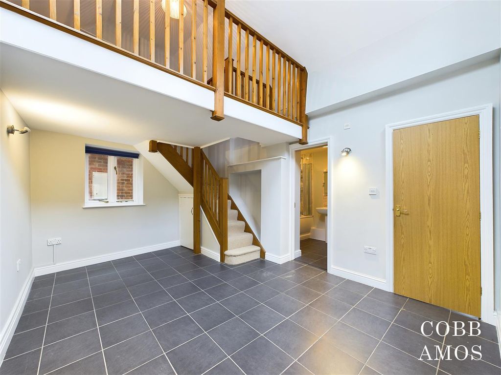 Property photo 3 of 13 Cam02803G0-Pr0136-Still008.Jpg