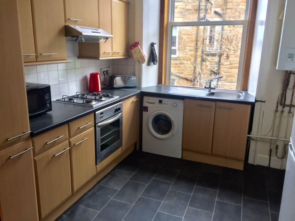 Property photo 2 of 8 32Pc8