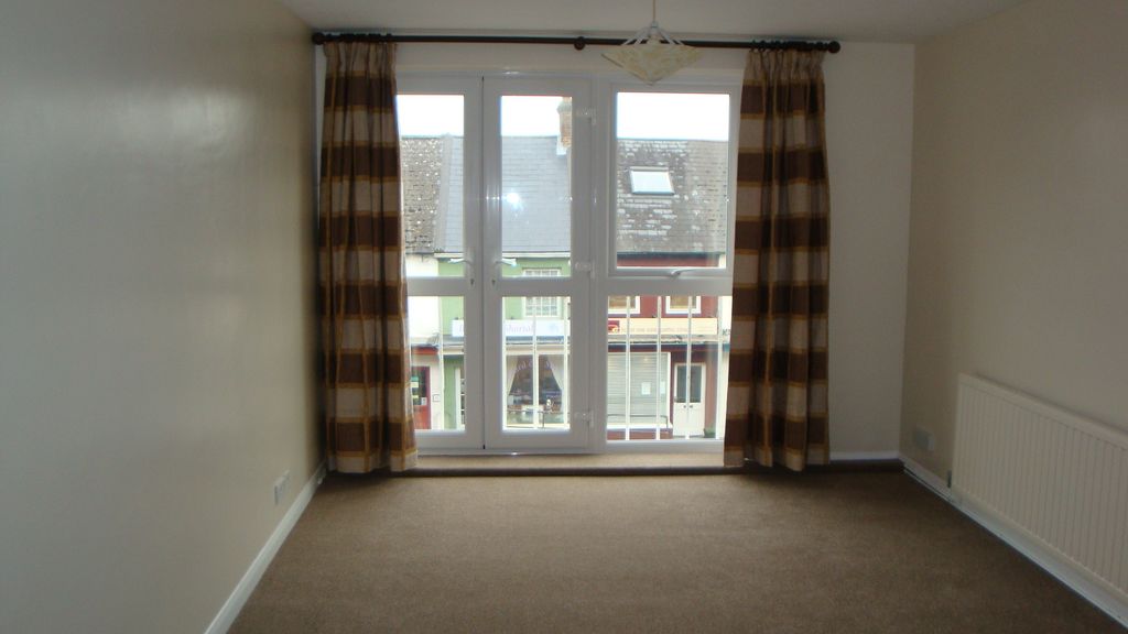 Property photo 3 of 5