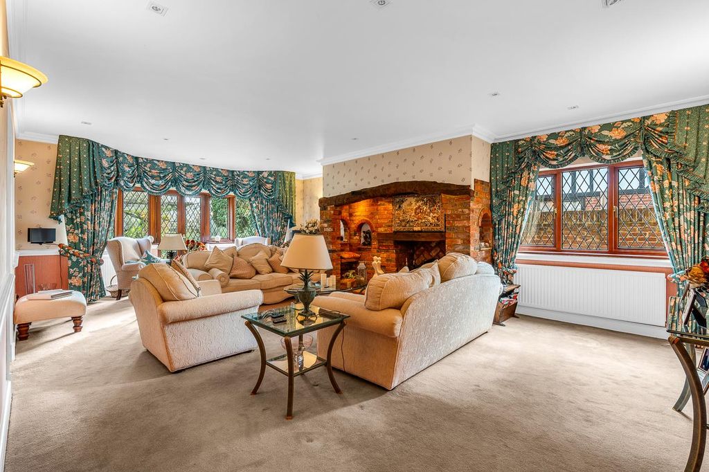 Additional image 7 of 6 bed property for saleWare Park, Ware SG12