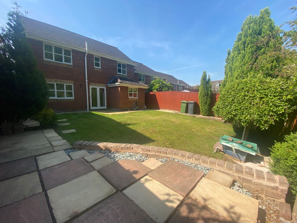 Property photo 2 of 15 Garden