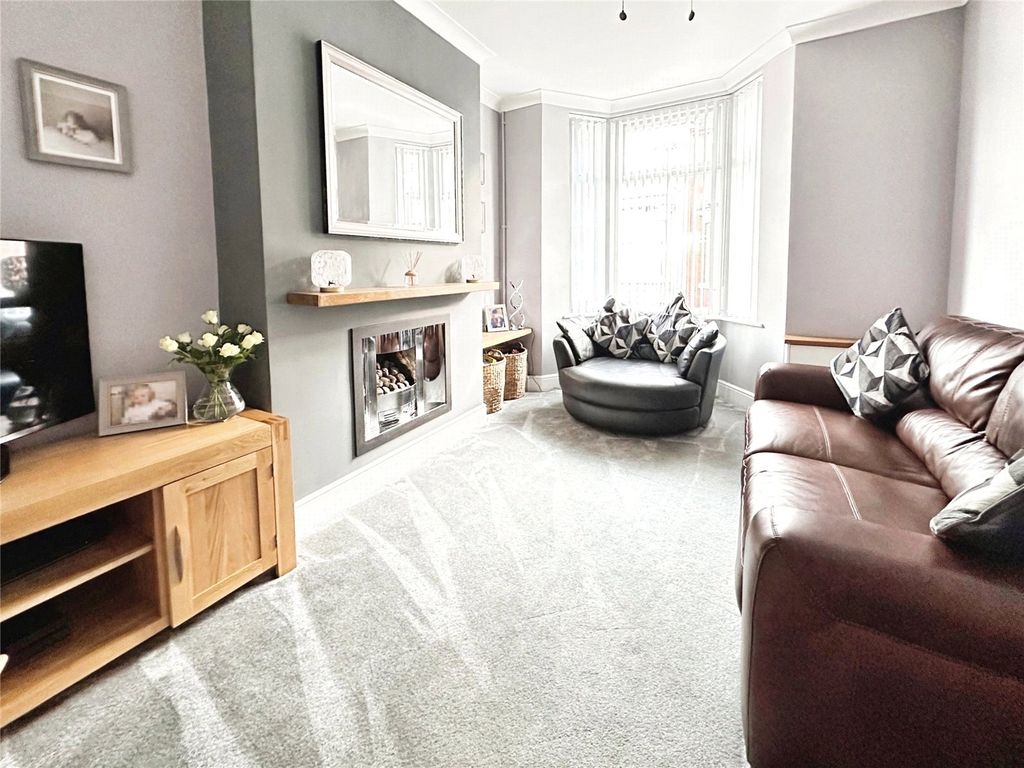 Property photo 3 of 14 Picture No. 06