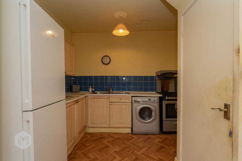 Property photo 3 of 21 Photograph