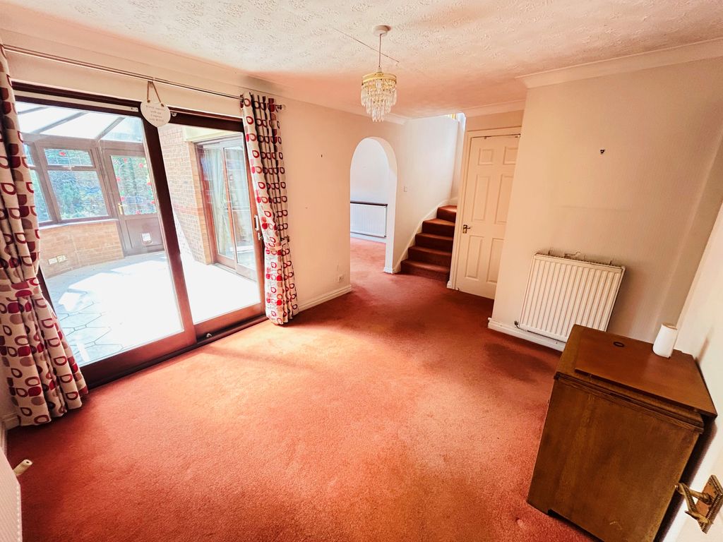 Property photo 3 of 25