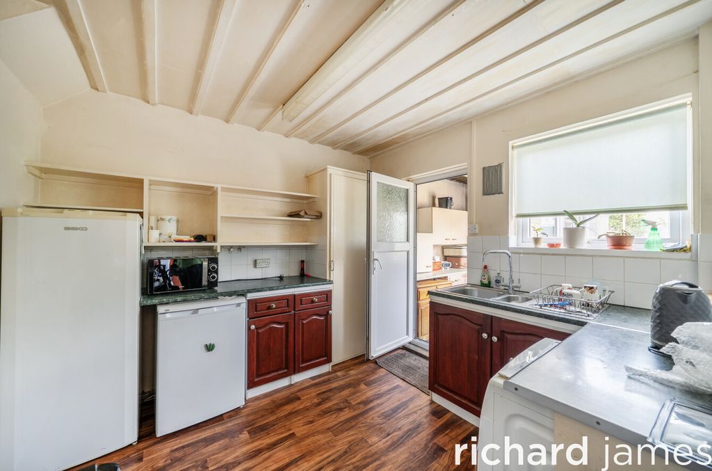 Property photo 2 of 13 79F55Ec152814d9992d721A5751622Ad