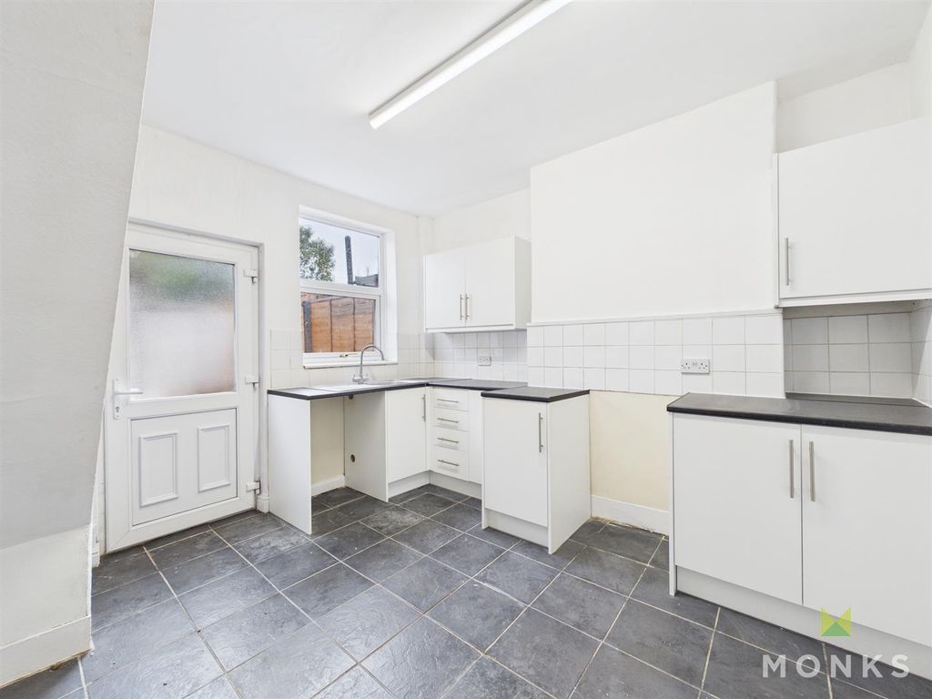 Property photo 3 of 6 Cam01420G0-Pr0751-Still002.Jpg