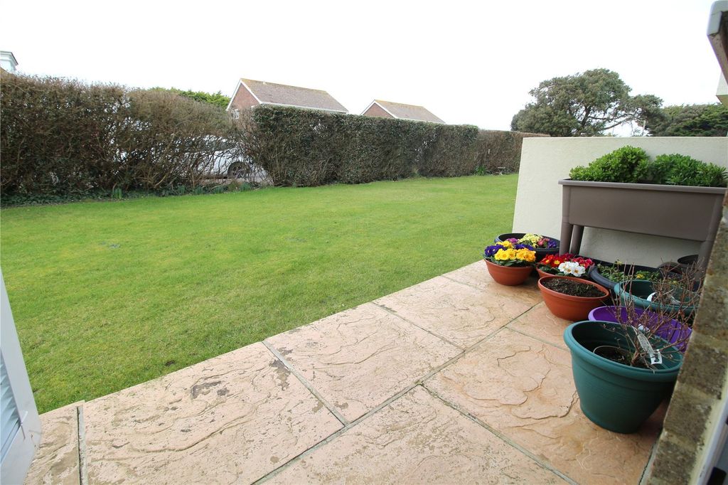 Property photo 3 of 13 Picture No. 16