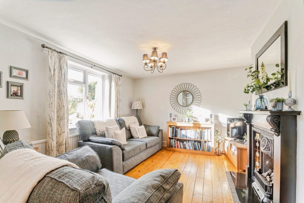 Property photo 2 of 29