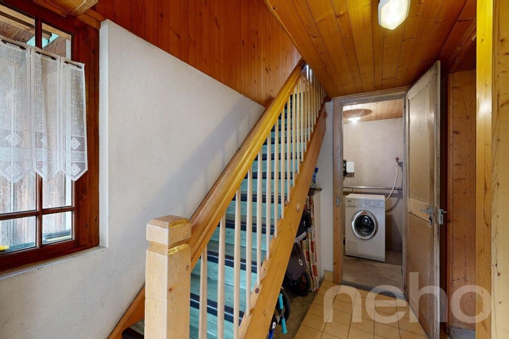 Property photo 2 of 3