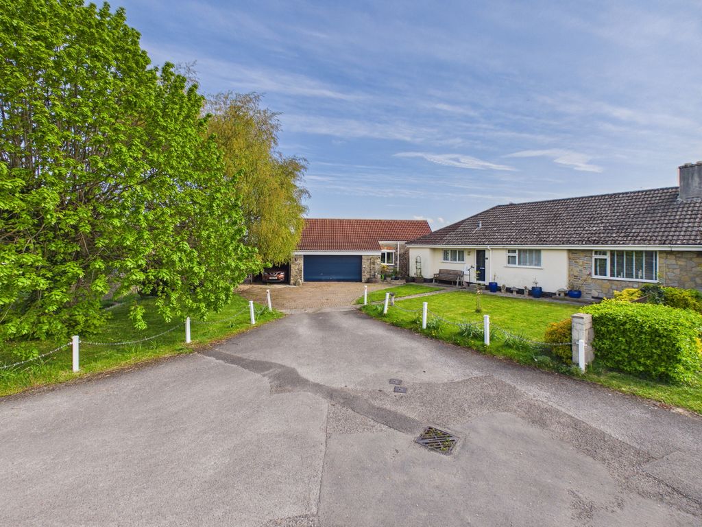 Property photo 1 of 30