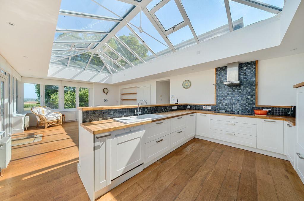 Property photo 3 of 17 21-681Dd6Af8F3d6-...