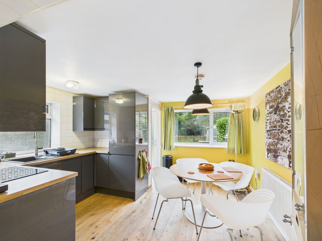 Property photo 3 of 23 4305225