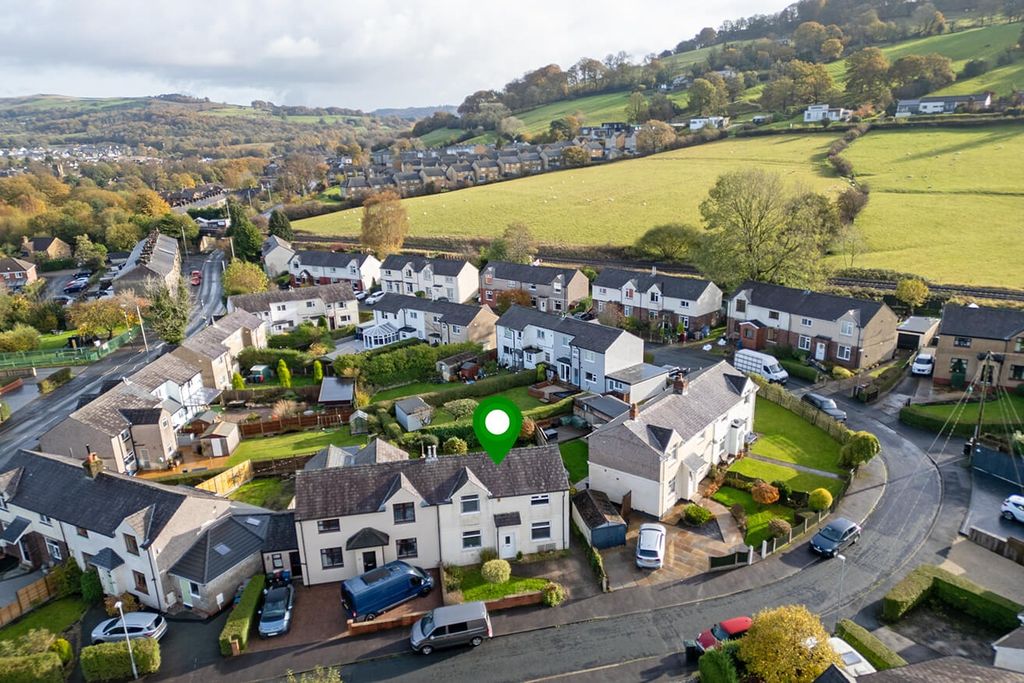 Property photo 1 of 16 4271722