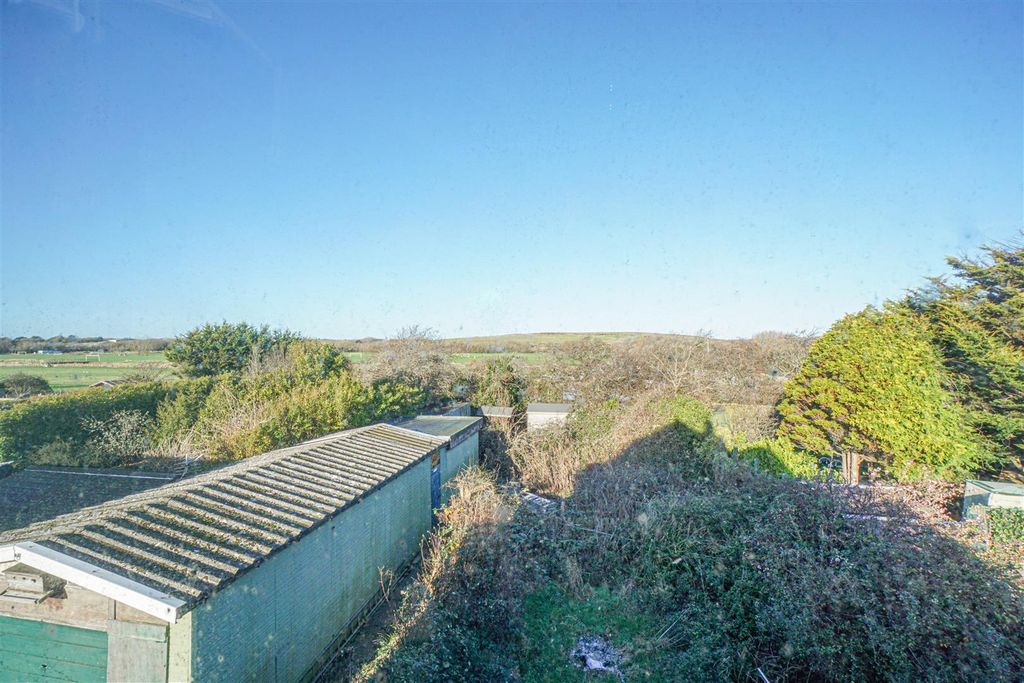 Property photo 2 of 22 Dsc04173.Jpg