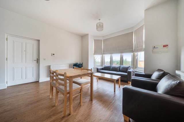 Property photo 3 of 20 Reception Room