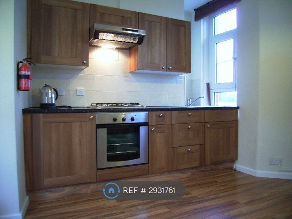 Property photo 3 of 15 Kitchen