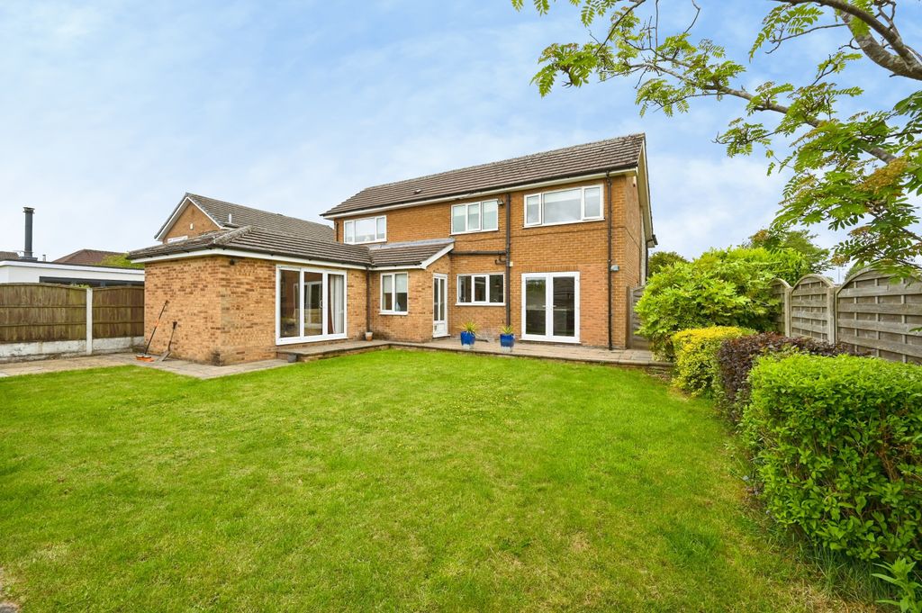 Property photo 2 of 15