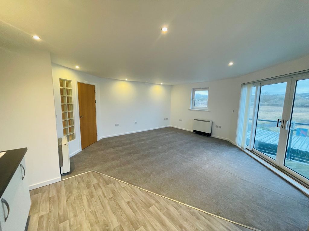 Property photo 2 of 11 Lounge Area