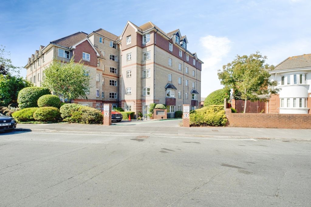 Property photo 1 of 15 General View