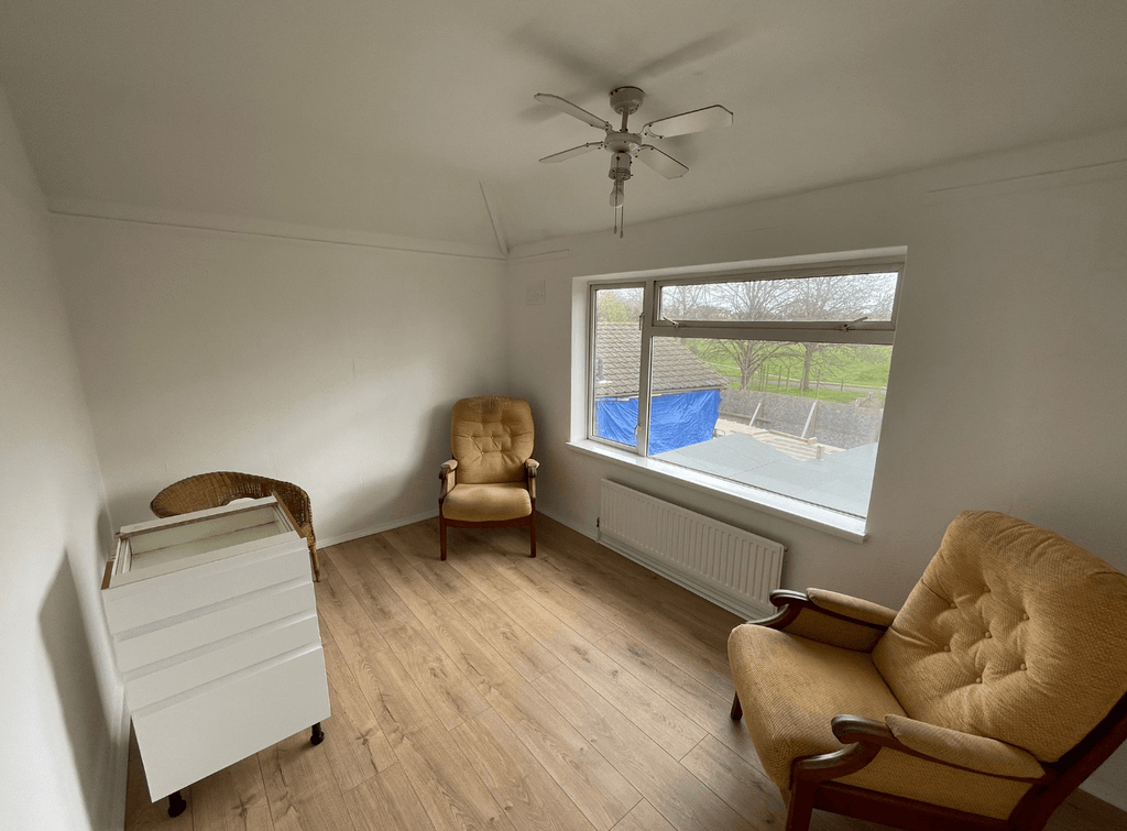 Property photo 2 of 11 Gallery