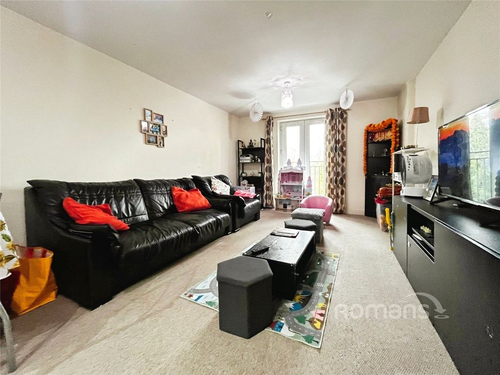 Property photo 3 of 12 Picture No. 22