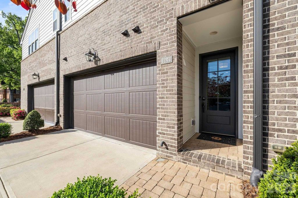 Property photo 2 of 30 <Alttext/>